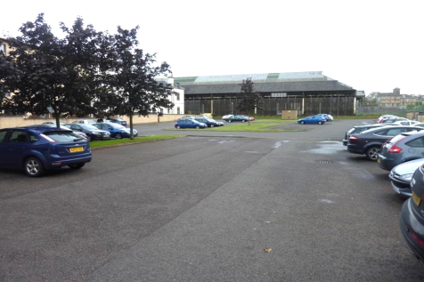 PRIVATE PARKING