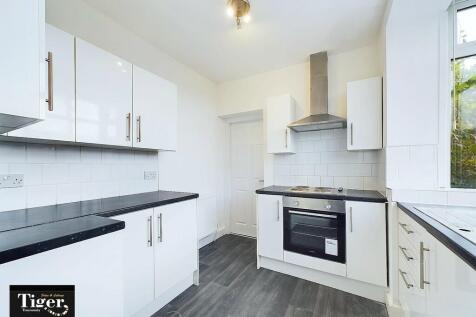 CAM02176G0-PR0389...