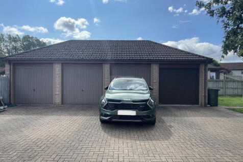 Garage.JPG