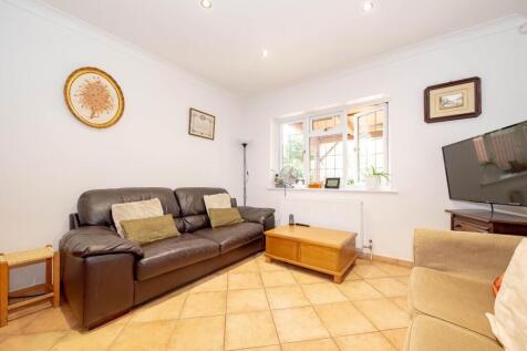 York Road, Woking photo 4