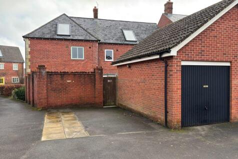 Garage &amp; Parking