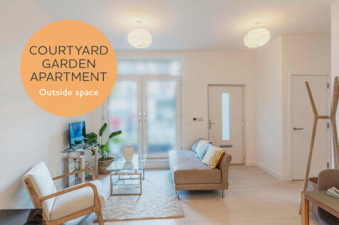 Ocean_CatherinesYard_Rightmove_Image_Dec25_Courtya