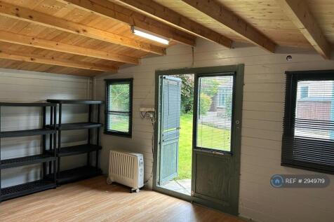 Log Cabin Workshop