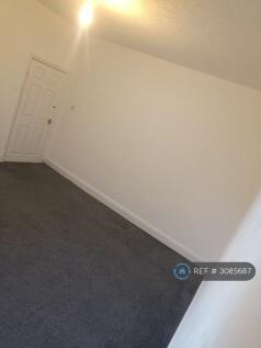 Second Bedroom (2)