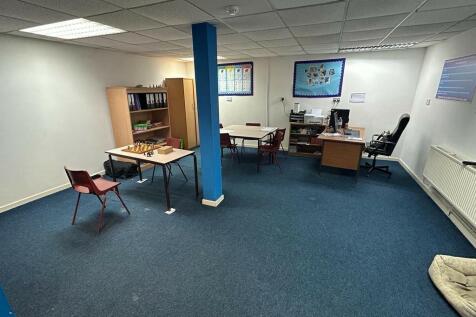 Office to rent Image 5