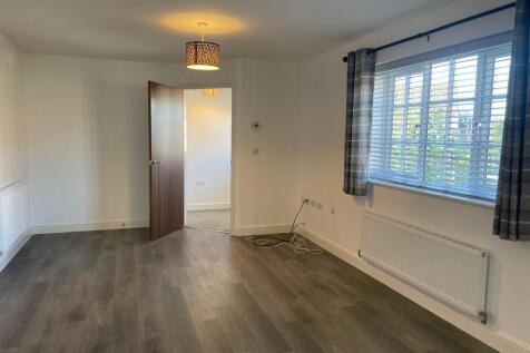 Oatlands Drive, Houghton Conquest, MK45 photo 3