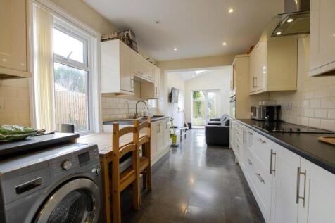 Church Road, Birmingham, B31 photo 3