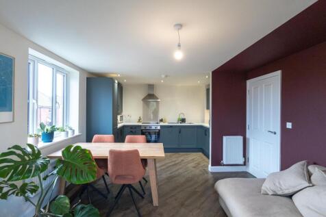 Whitby Drive, Winnington, CW8 photo 2