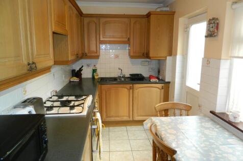 fitted kitchen