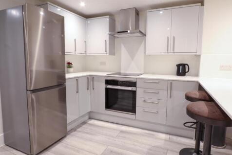 Flat One, Kitchen (6)-2.jpg