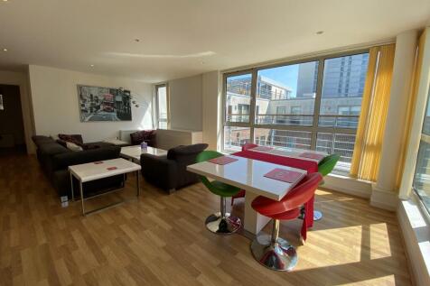 2 living area