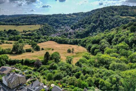 Drone - Matlock Bath and cable cars.jpg