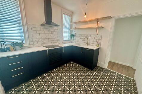 Parkstone Road, Poole photo 3