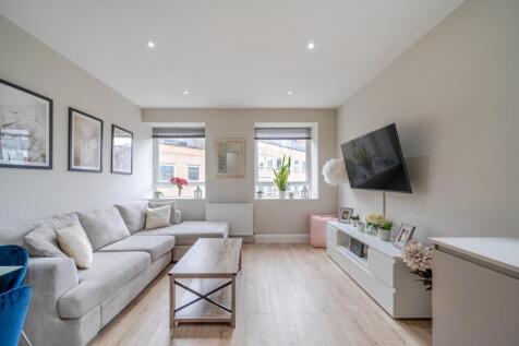 Davidson Frost-Wellings, DFW, Buckingham House Eas