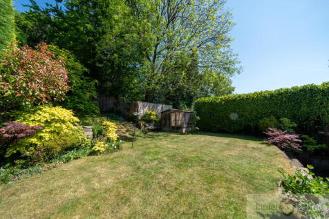 31 Campbell Avenue-57