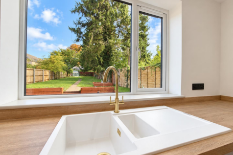 New Cheveley Road, Newmarket photo 2