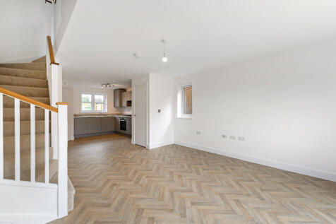 Leaf Living at Emmer Green Drive, Reading, RG4, Berkshire photo 4