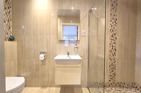 En-Suite Shower