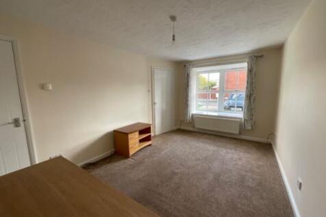 11 Holt End, Berwick Grange, Shrewsbury, SY1 4YF photo 3