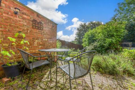 Patio / Decking