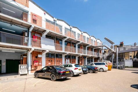 Bayford St Bus Centre U1  Low Res 14.jpg