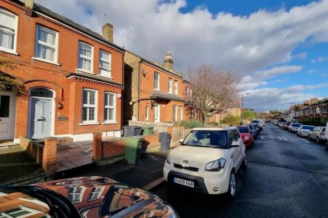 Flat A, 26 Kingsmead Outside.jpg