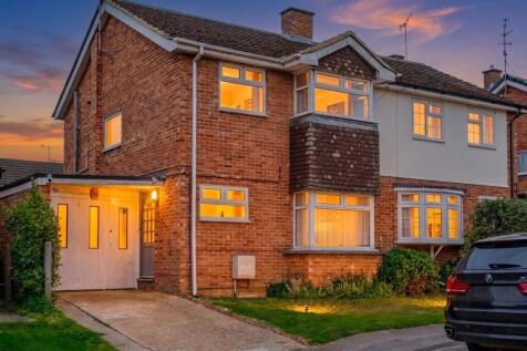 Chelmsford, CM2 - property photo