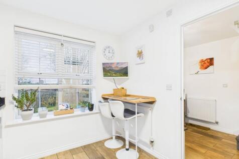 EweMove Spalding - Frome Walk - Kitchen