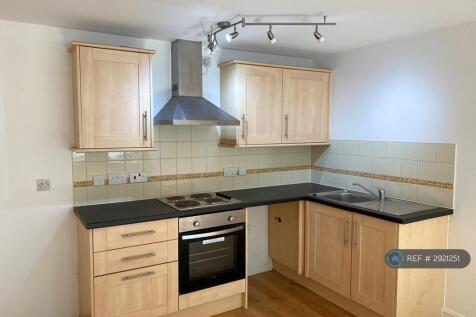 Open Plan Living: Kitchen Area