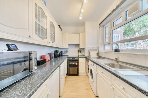 1317020-4-685d6bf...