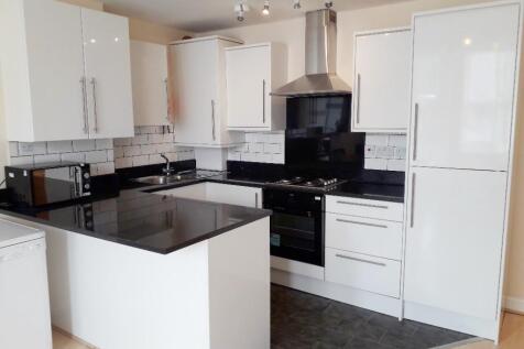 £166 pppw Bills Incl, Flat 2, Dickenson Road, Manchester, M14 photo 3