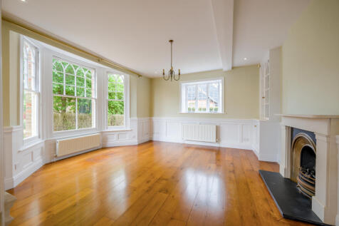 8690792interior01