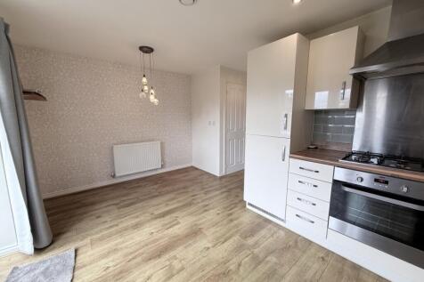 Hawthorn Close, Shavington , Crewe, Cheshire , CW2 5ST photo 3