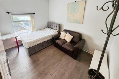 1-bed flat on Dorset Road, Tuebrook , £550/mo