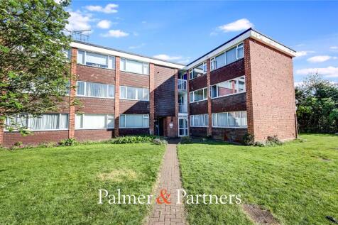 Chelmsford, CM2 - property photo