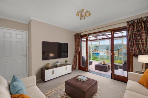 DSC03757 - Living Room - Standard - 8.jpg