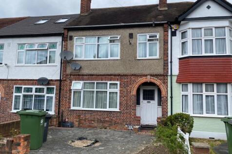 Chain Free Three Bedroom Mid Terraced House