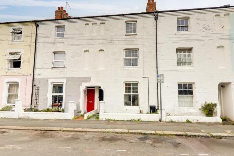 Worthing, BN11 - property photo