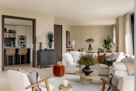 Broadway_P&amp;P_10.4_HR-10.jpg