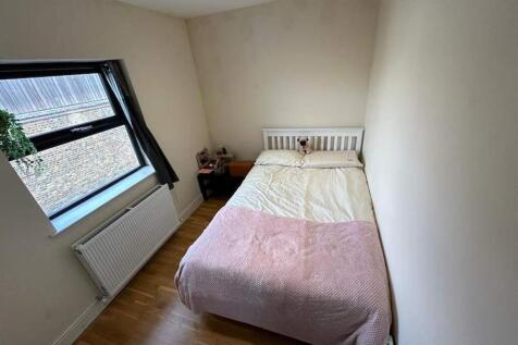 Walworth Road, London, SE17 photo 4