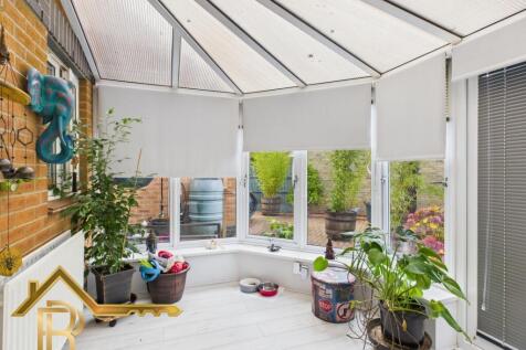 CAM03016G0-PR0047-STILL012