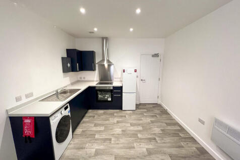 Photo kitchen and...