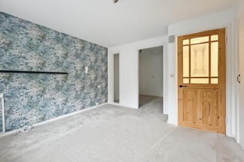5, Blackett Court, Wylam, Northumberland photo 3
