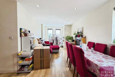 701 Hyde Road, Manchester, Greater Manchester, M12 photo 3