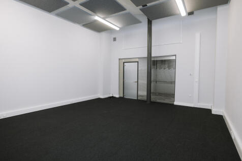 Serviced Office to rent Image 4