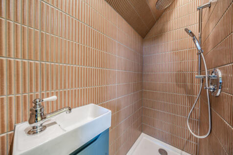 1343778-14-68b1b9...