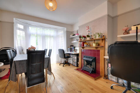 3 - Dining Room