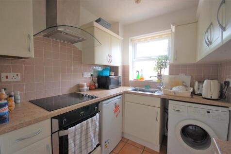 Uckfield, East Sussex photo 3
