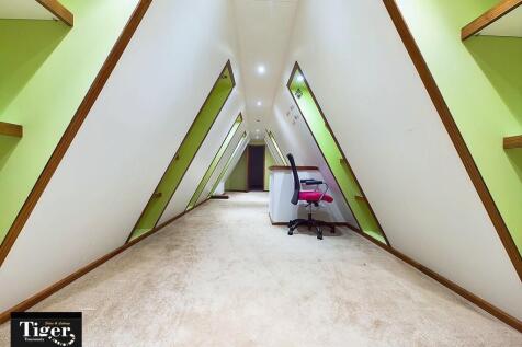 CAM03440G0-PR0242...