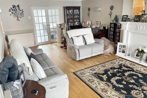 53_CrownRoad_Ilford_IG61NN (12).jpg